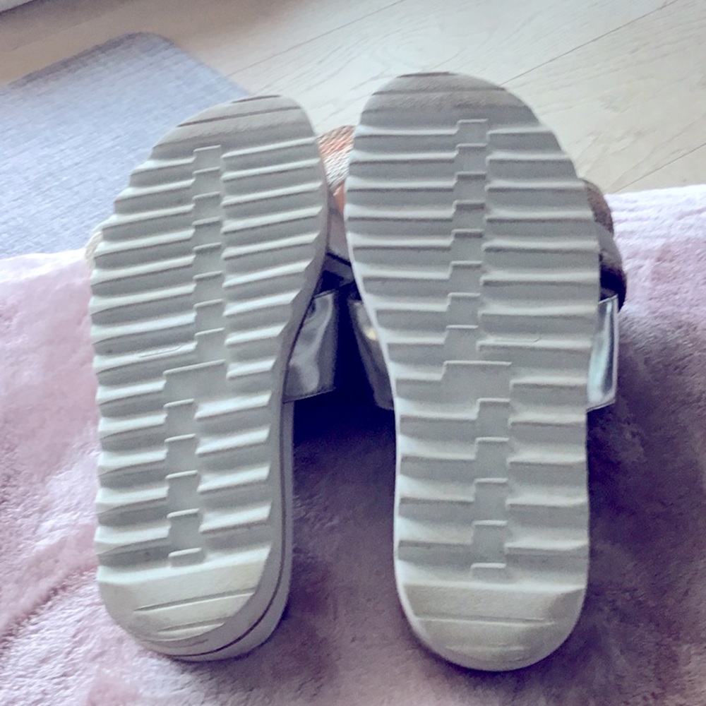 Stuart Weitzman Slide Sandal Silver Size 5.5 - image 3